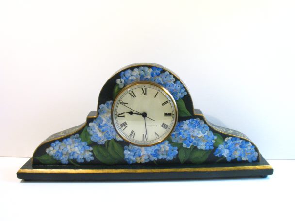 Hydrangeas Mantle Clock